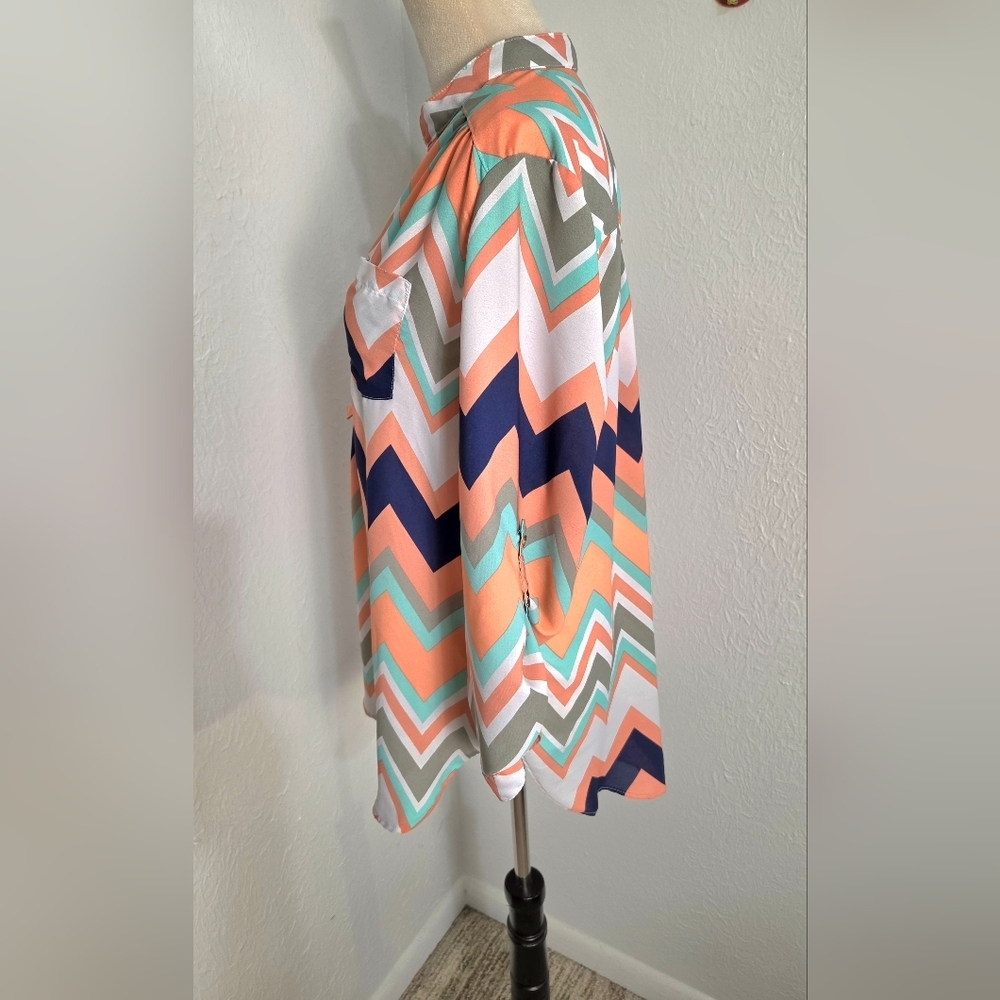 Wishful Park Chevron Print Blouse in Peach/Teal/Navy, 3/4 Sleeves, Size XL - Picture 5 of 9